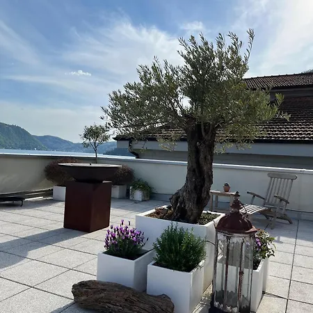 Lägenhet La Terrazza Dell'ulivo Carate Urio